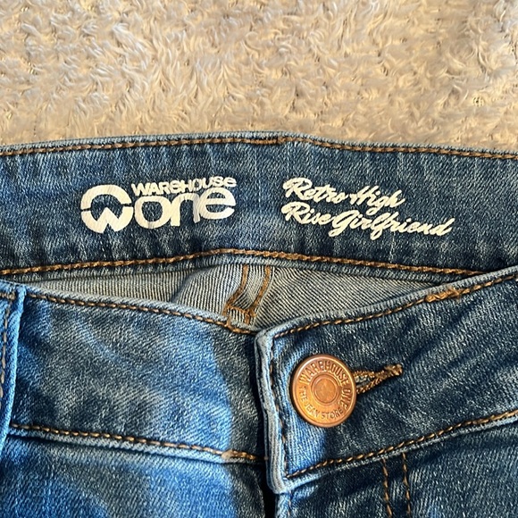Warehouse One Women’s Retro High Rise Destroyed Girlfriend Jeans, Size 29. - Picture 2 of 4